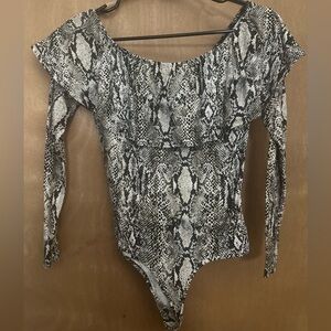 Rue21 Black and White Snake Print Bodysuit